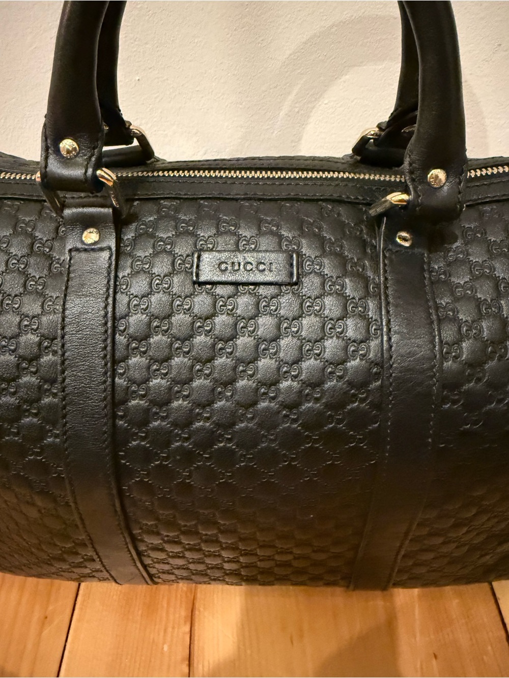 Gucci Microguccissima Boston bag with top handles and detachable shoulder strap. - Picture 3 of 16